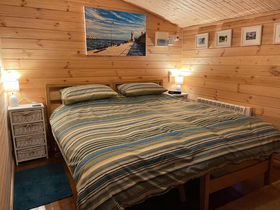 Cosy Cabin, Hidden From The Main House - Sleeps 2 - Ev Villa Hawkinge Exterior photo